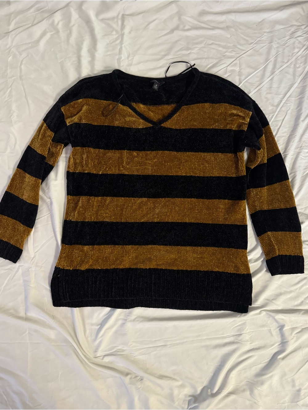 intro. Striped V-Neck Sweater in Black and Brown